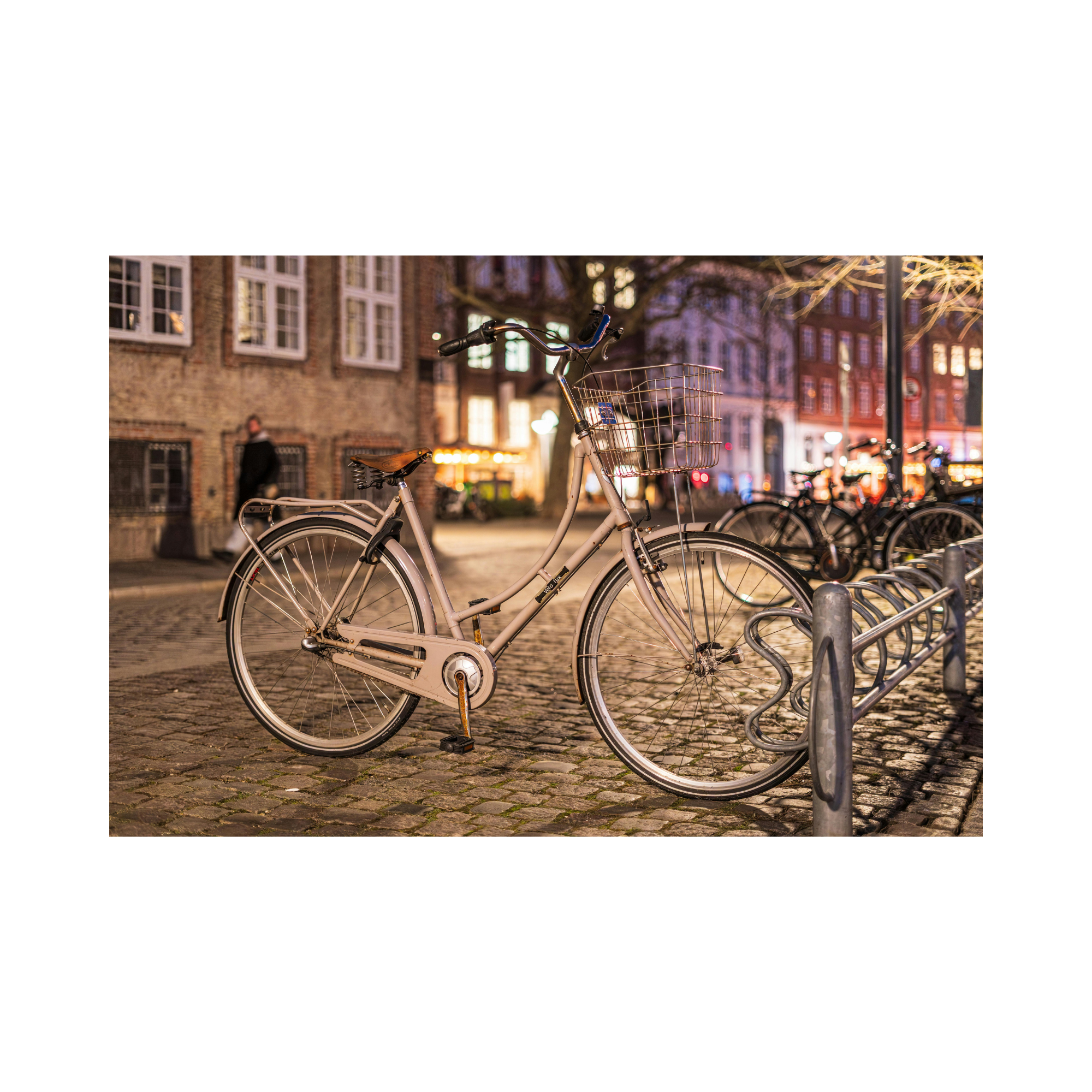 black white minimalist initials monogram jewelry logo (3)